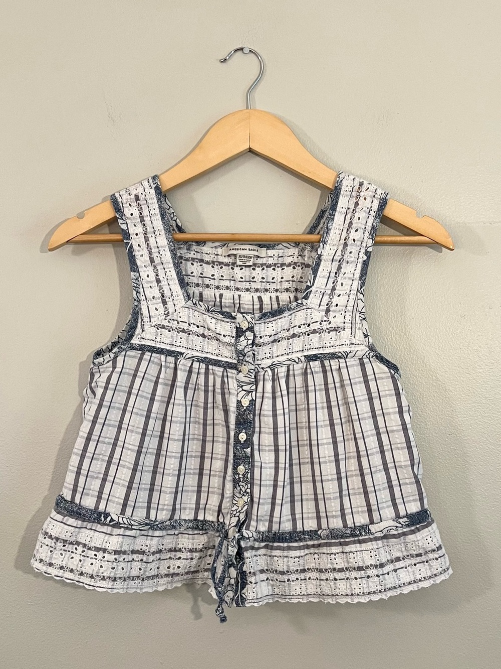 American Eagle babaydoll blue plaid eyelet trim tank top Cottagecore boho cute